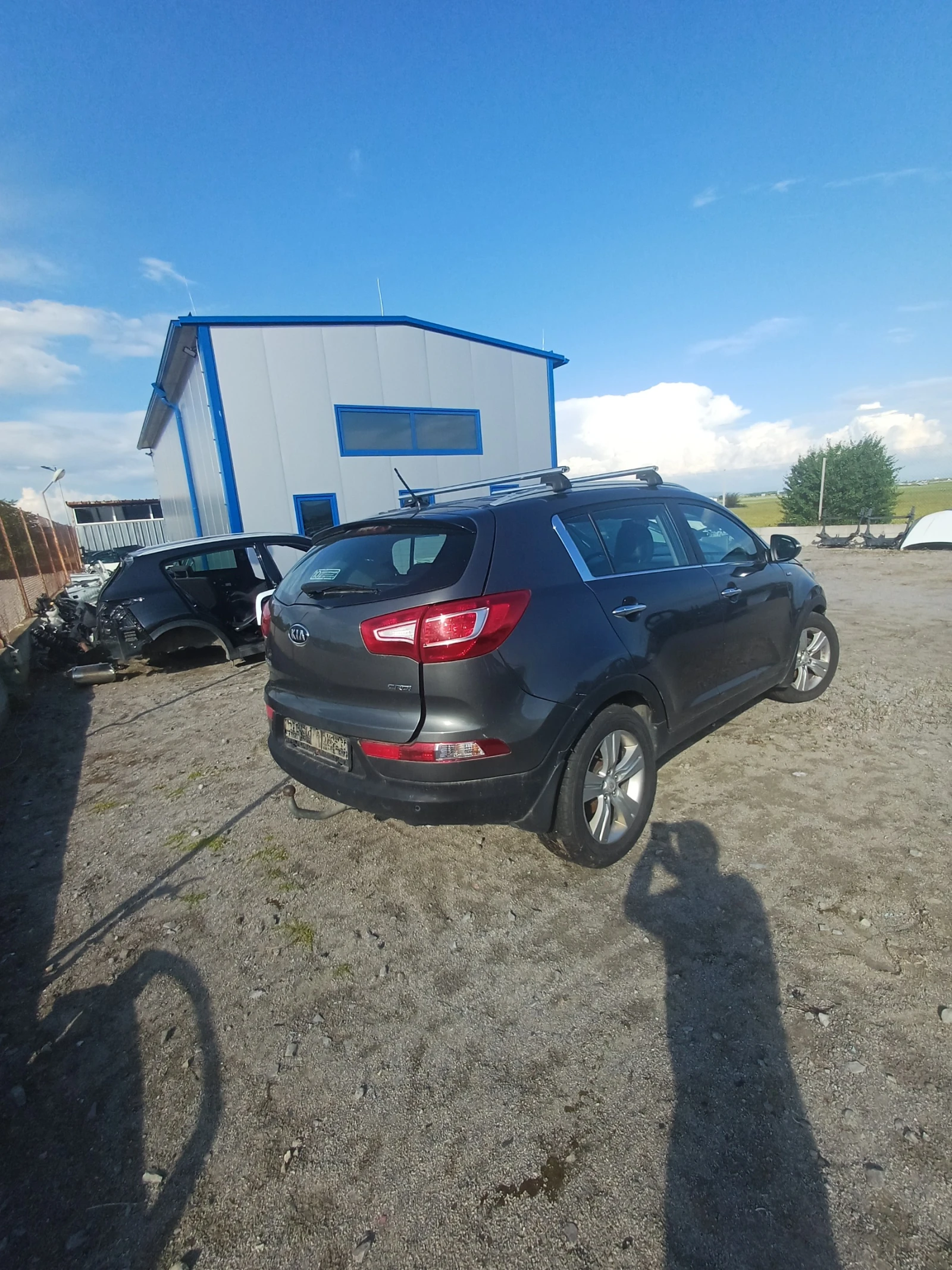 Kia Sportage 2.0crdi-136кс-4х4 ръчна кутия, снимка 2 - Автомобили и джипове - 54767417