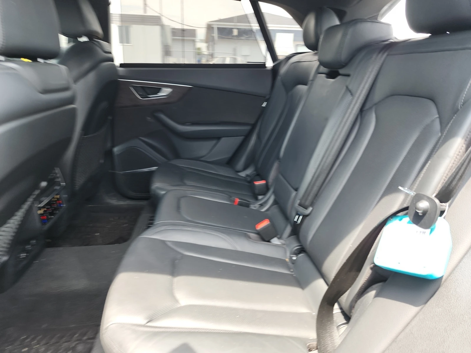 Audi Q8 Technik * ДИСТРОНИК * ОБДУХВАНЕ * ПАНО * 360, снимка 12 - Автомобили и джипове - 55094899