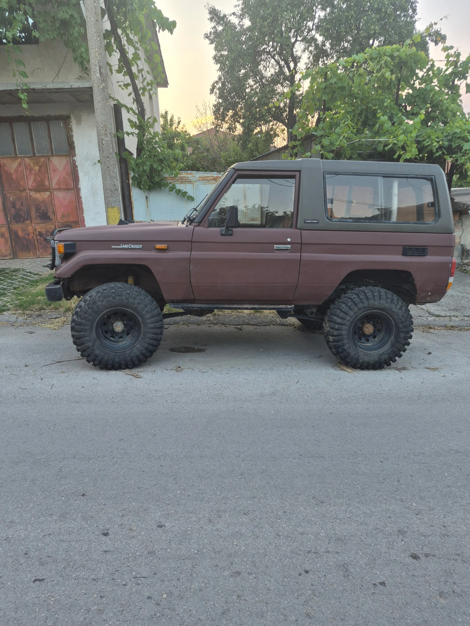 Toyota Land cruiser, снимка 4 - Автомобили и джипове - 55127765