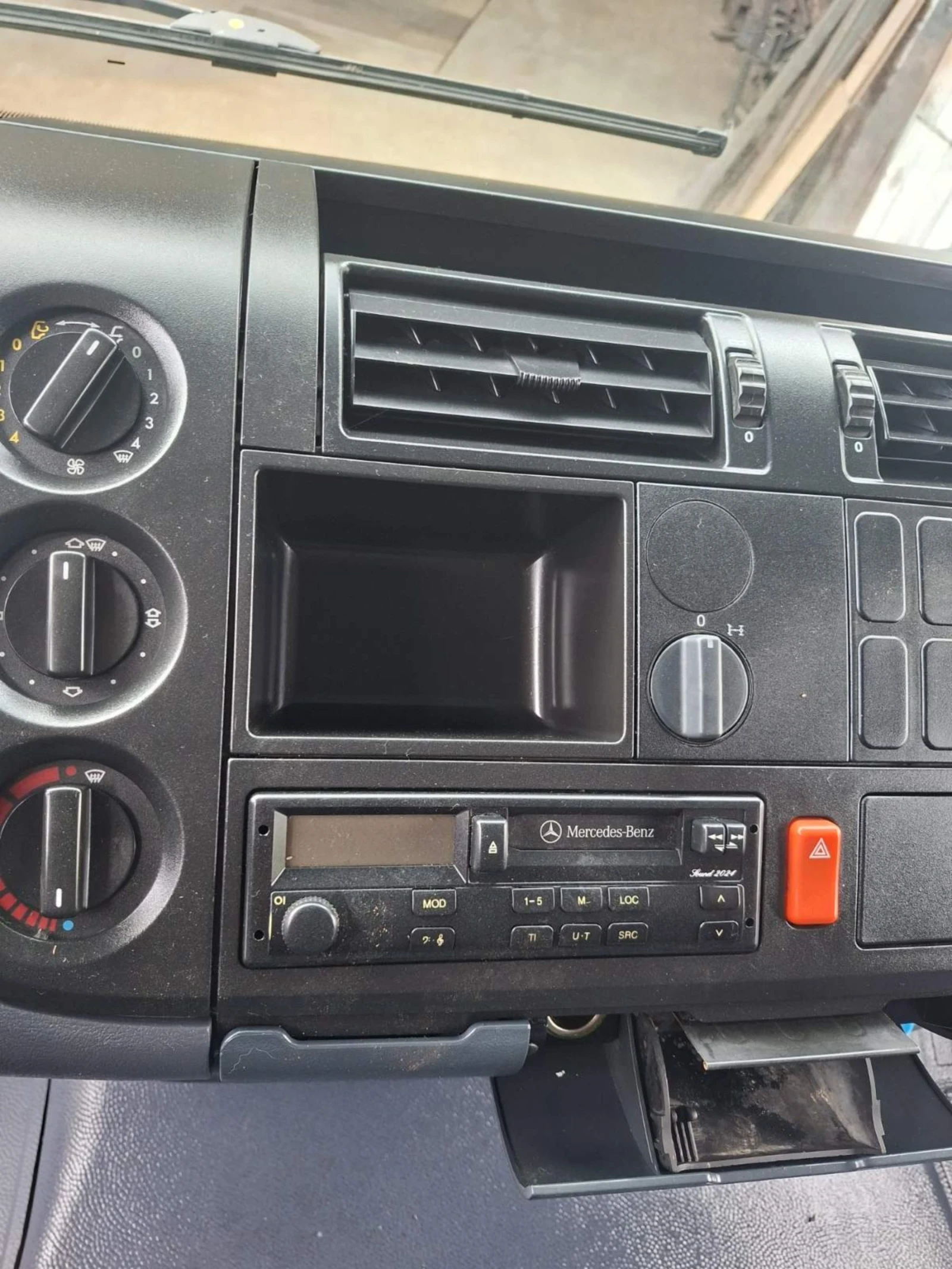 Mercedes-Benz Atego, снимка 6 - Камиони - 54663201