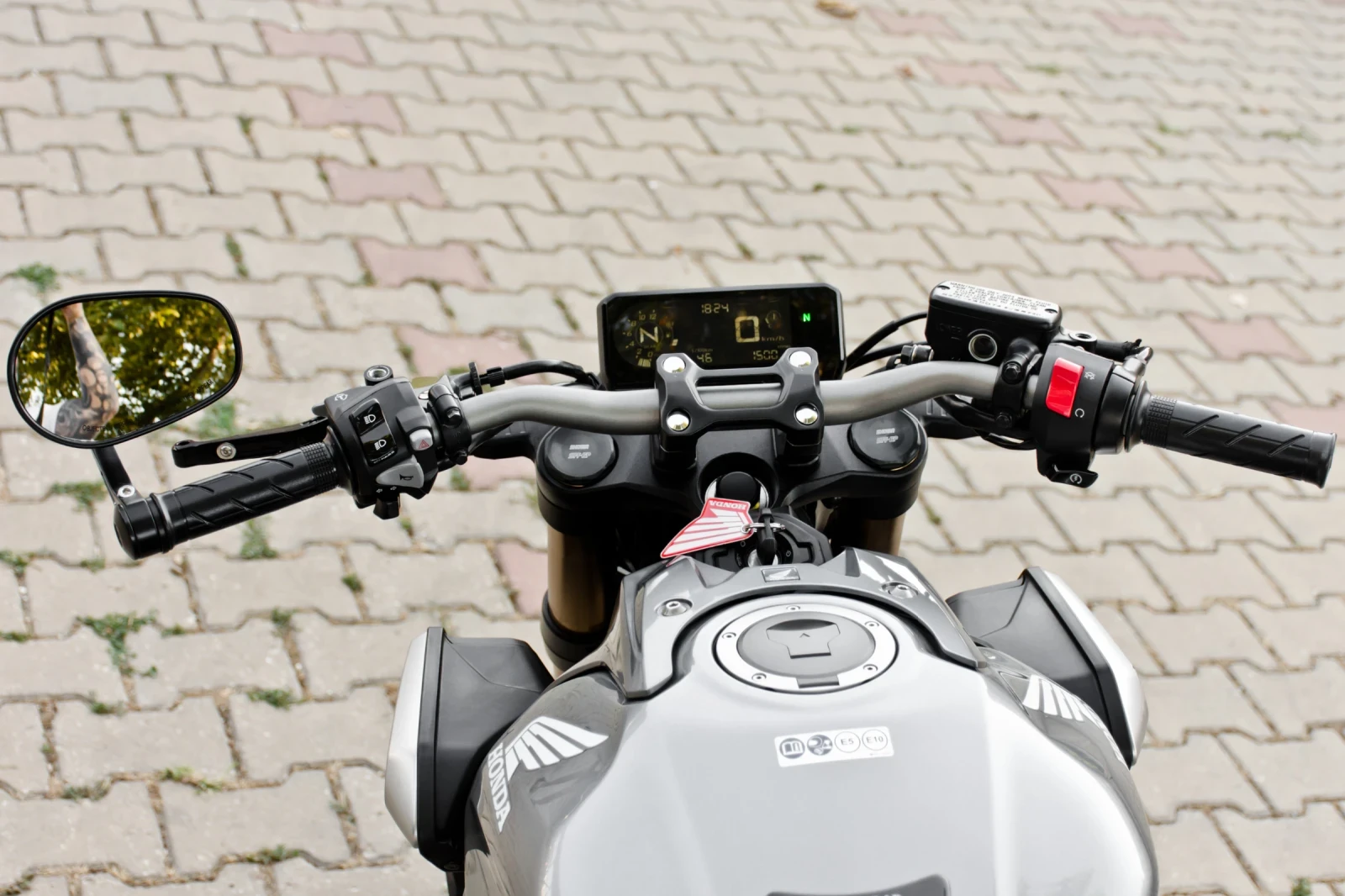 Honda Cb 650R/23/TC - изображение 7