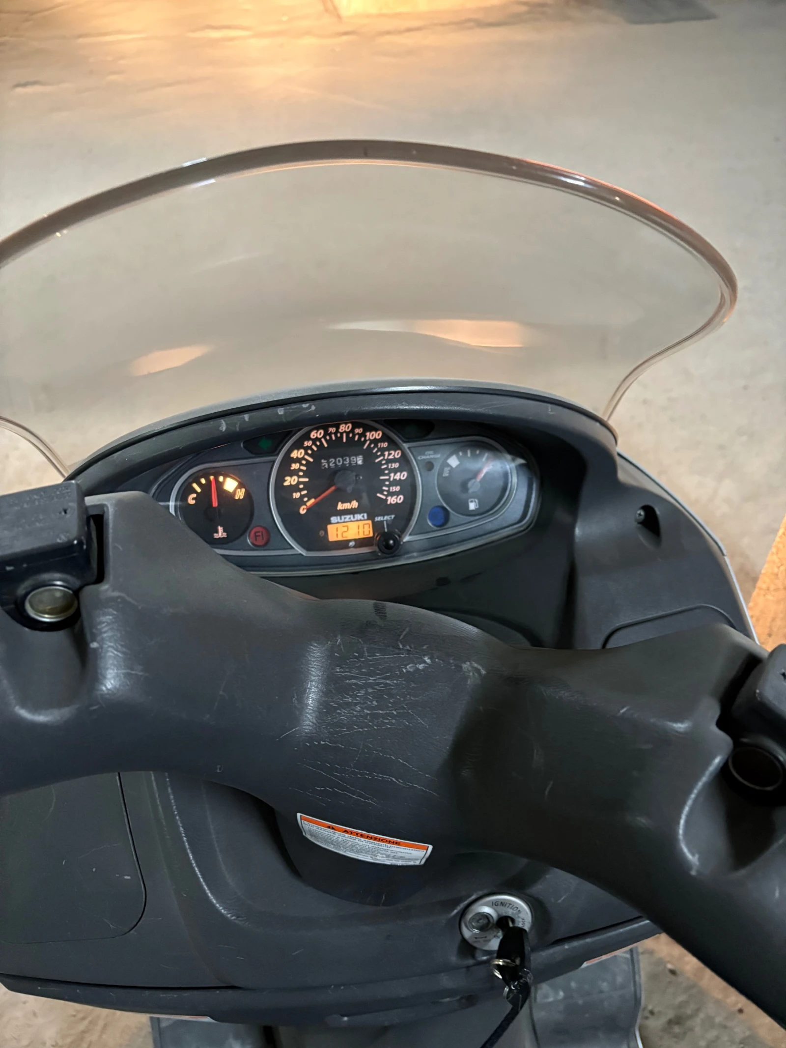 Suzuki Burgman, снимка 4 - Мотоциклети и мототехника - 54789269