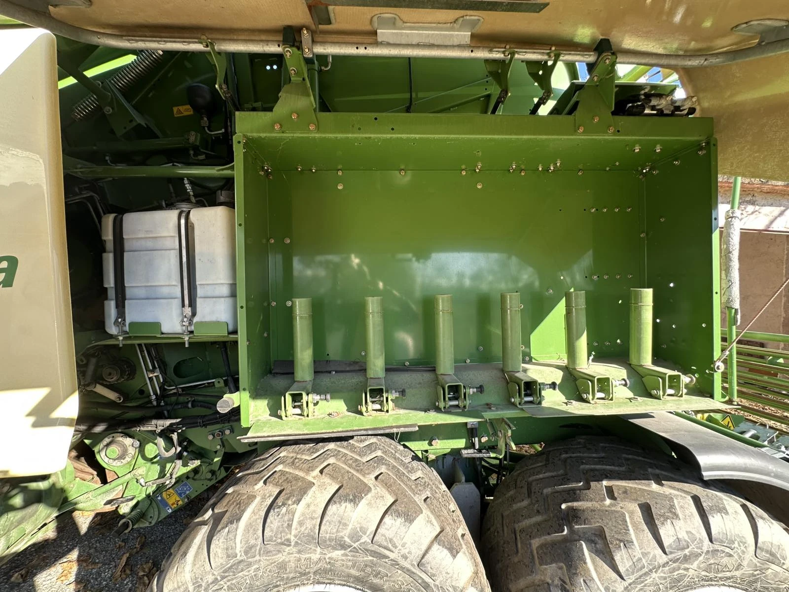 Балировачка Krone Comprima CV 210XC, снимка 5 - Селскостопанска техника - 54028119