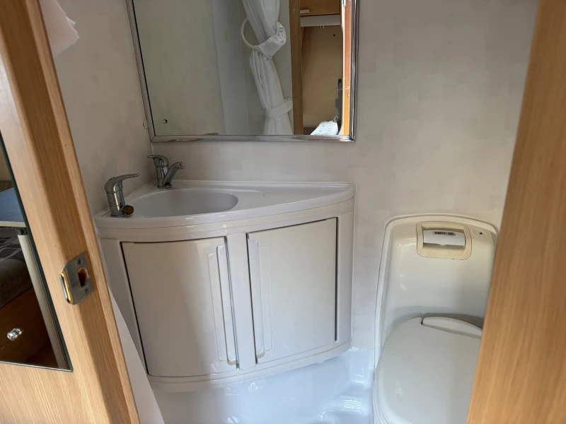 Каравана Sprite * * MAJOR* * * , снимка 10 - Каравани и кемпери - 52845561