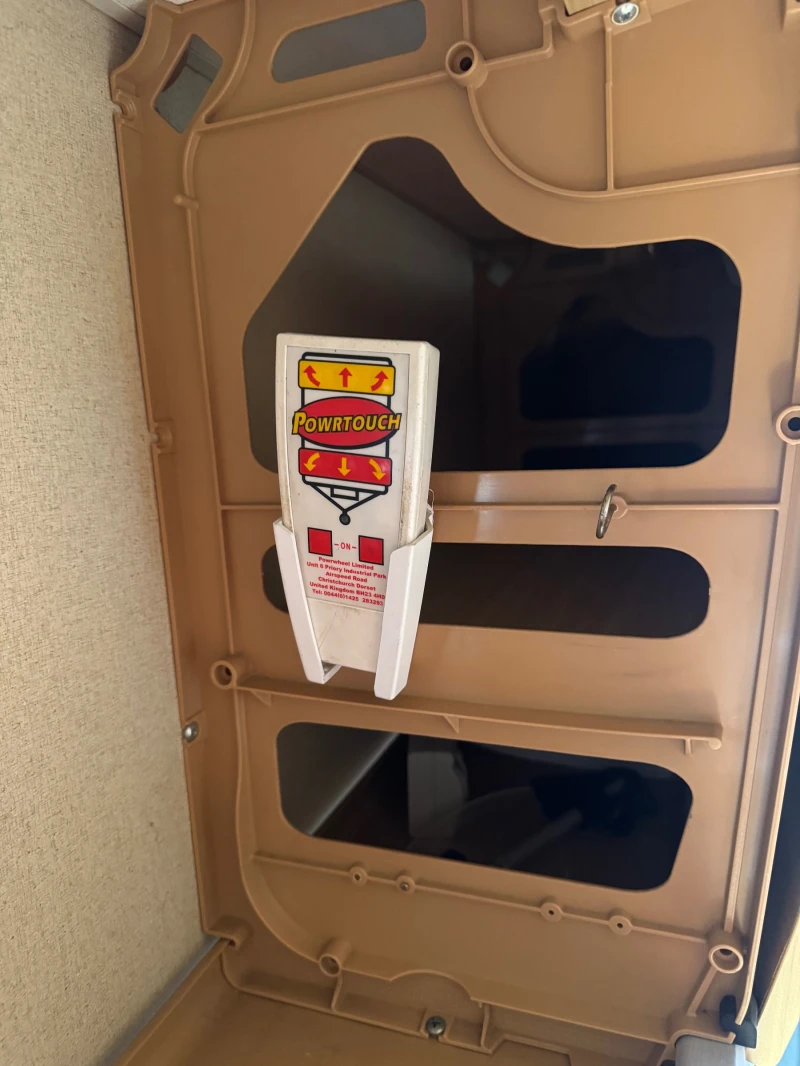 Каравана Sprite * * MAJOR* * * , снимка 11 - Каравани и кемпери - 52845561