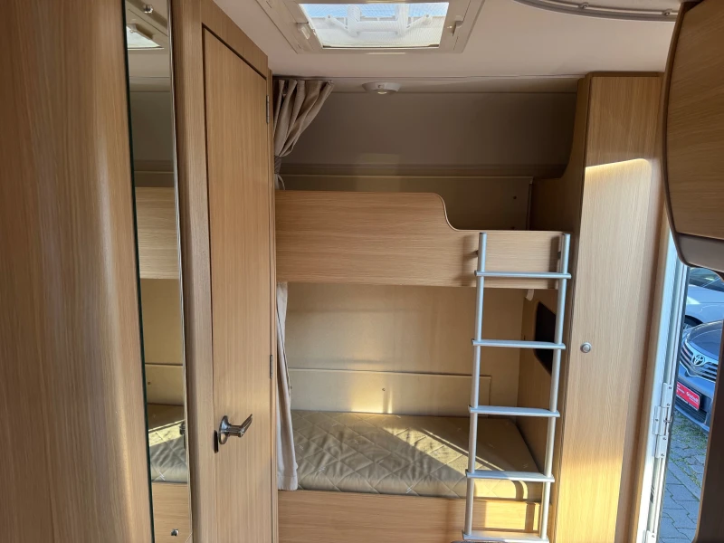 Каравана Sprite * * MAJOR* * * , снимка 8 - Каравани и кемпери - 52845561