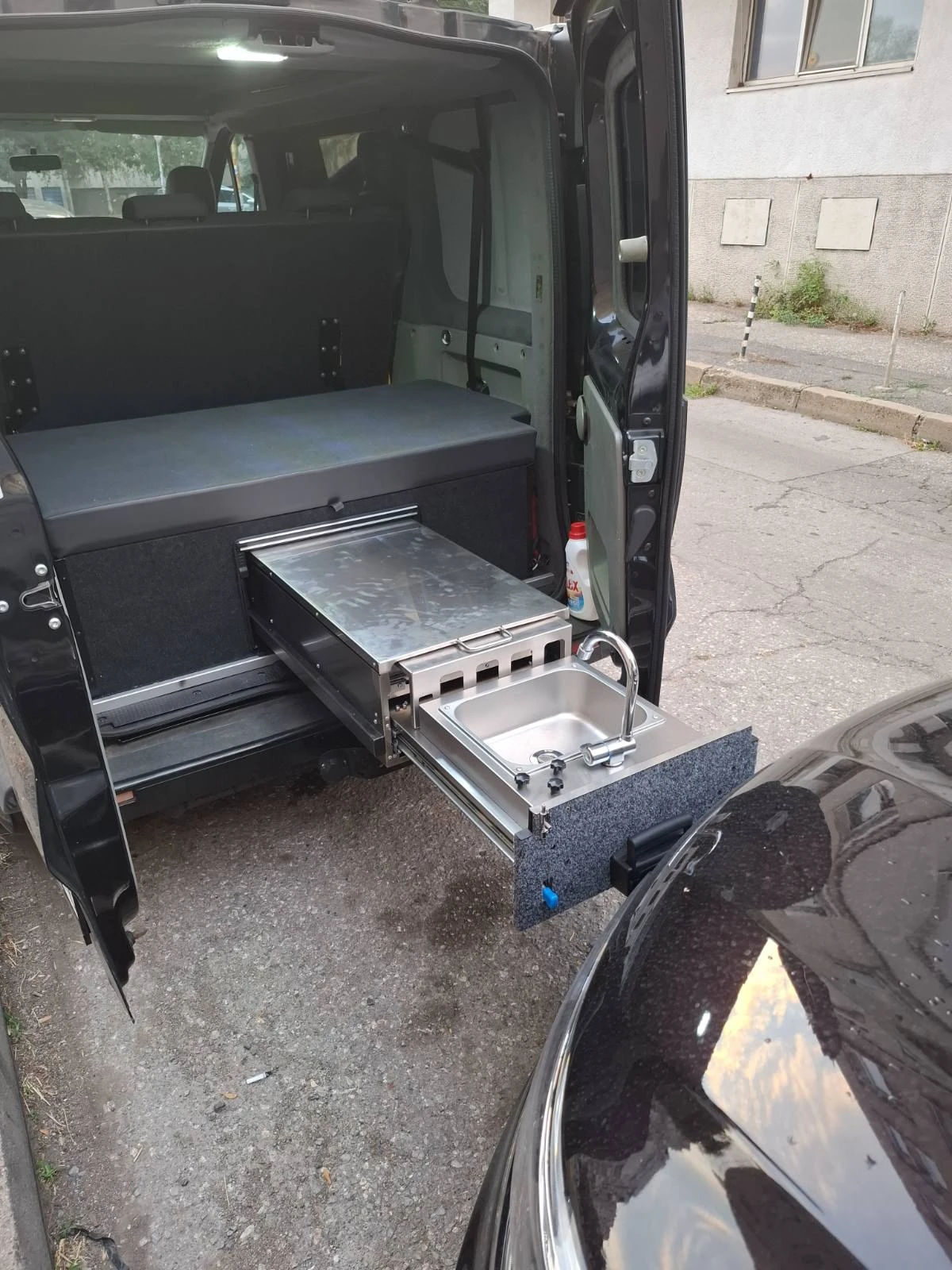 Кемпер Други VIVARO, снимка 7 - Каравани и кемпери - 54630741