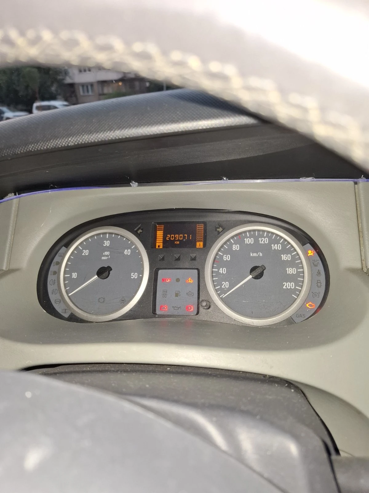 Кемпер Други VIVARO, снимка 6 - Каравани и кемпери - 54630741