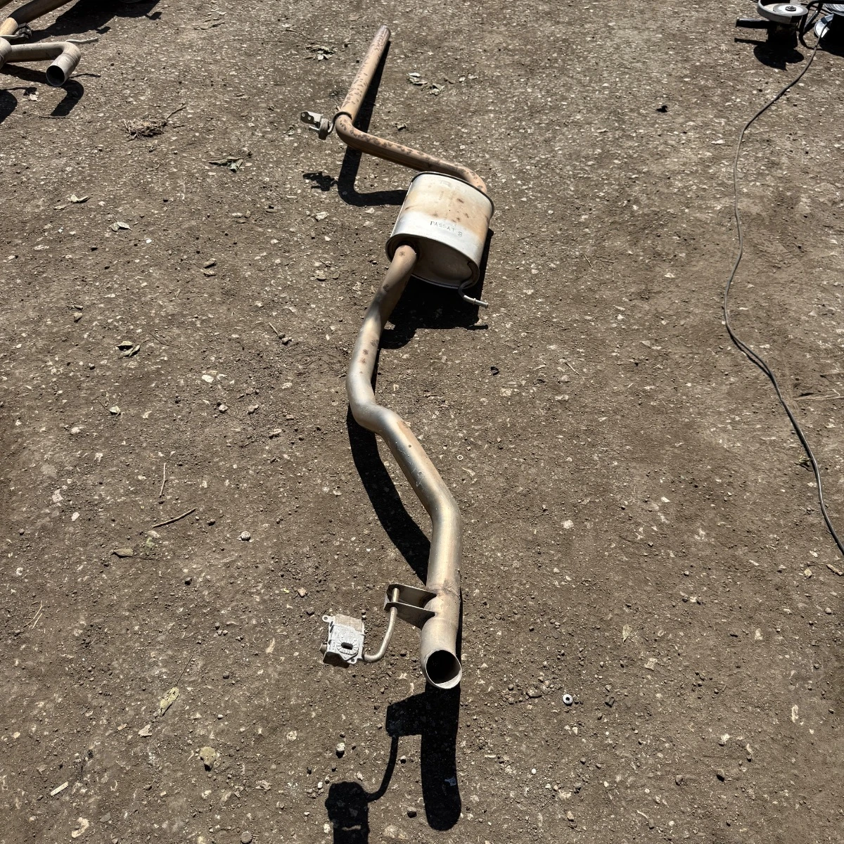 Генерация Ауспух за Volkswagen Passat B8 3Q0253411A 3Q0253411A-1739