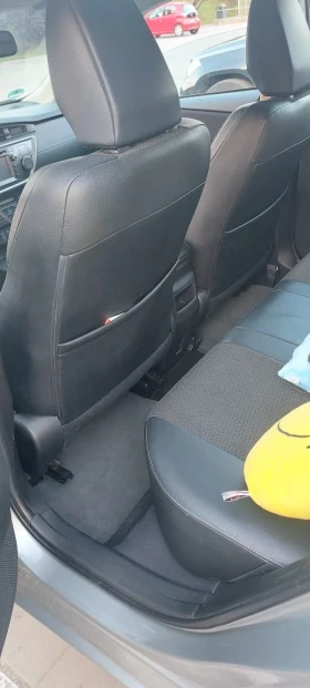 Toyota Auris, снимка 13