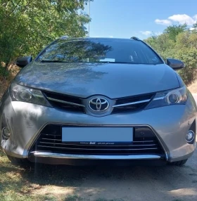 Toyota Auris 2.0 Diesel, снимка 1