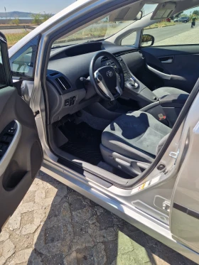 Toyota Prius Life, снимка 9
