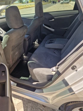 Toyota Prius Life, снимка 11