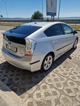 Toyota Prius Life, снимка 5