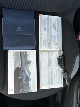 Peugeot 208 1.2 i GPL Service book, Kteo, 2 Keys, снимка 17