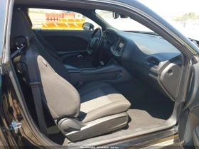 Dodge Challenger SXT 2020 | Mobile.bg    5