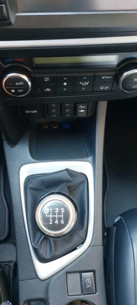 Toyota Auris | Mobile.bg � ����� ������ 12