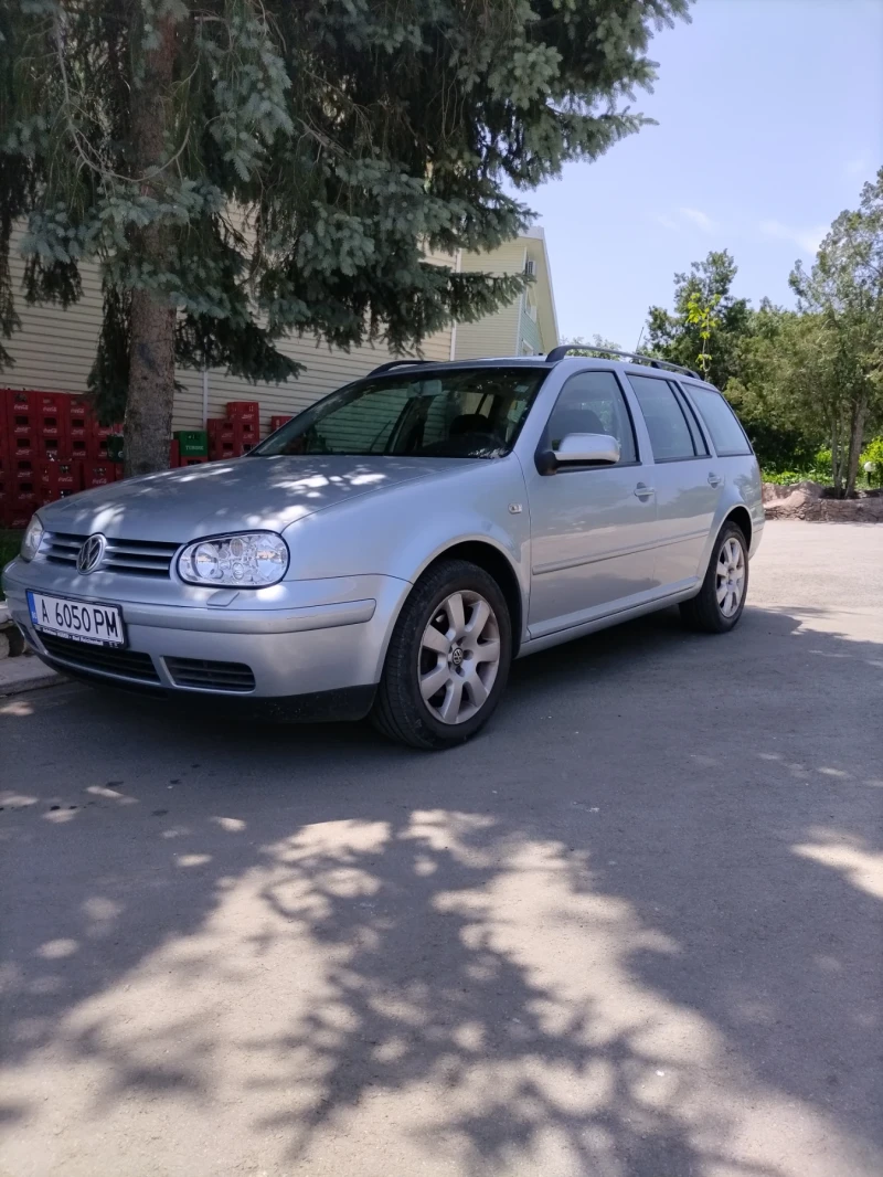 VW Golf 2.0i, снимка 1 - Автомобили и джипове - 48562503