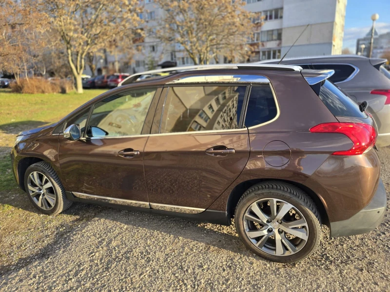 Peugeot 2008 ALLURE, снимка 10 - Автомобили и джипове - 49417211