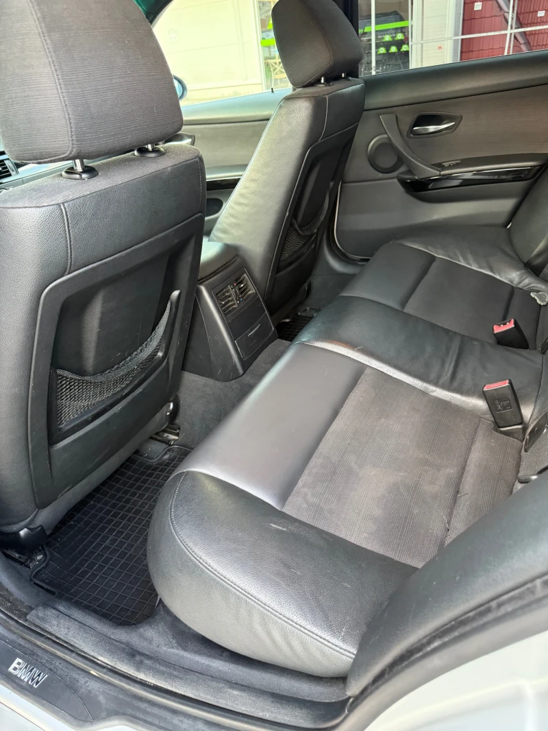 BMW 335 E91, снимка 11 - Автомобили и джипове - 52656349