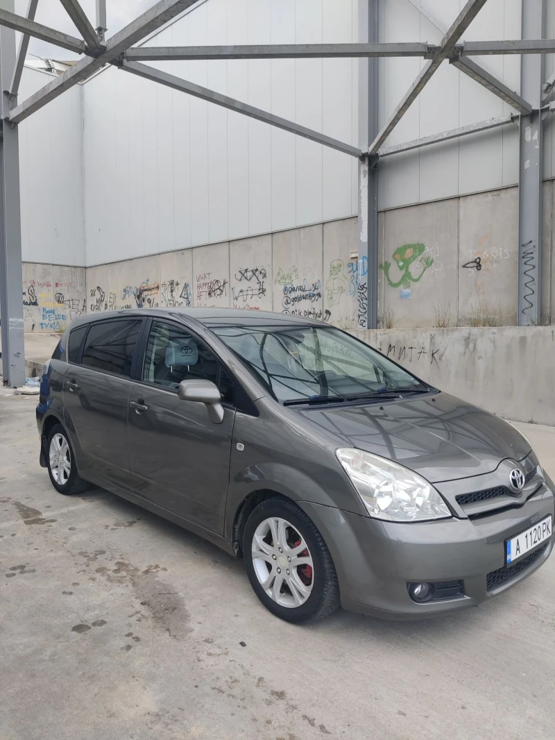 Toyota Corolla verso 2.2 D4D 136к.с.