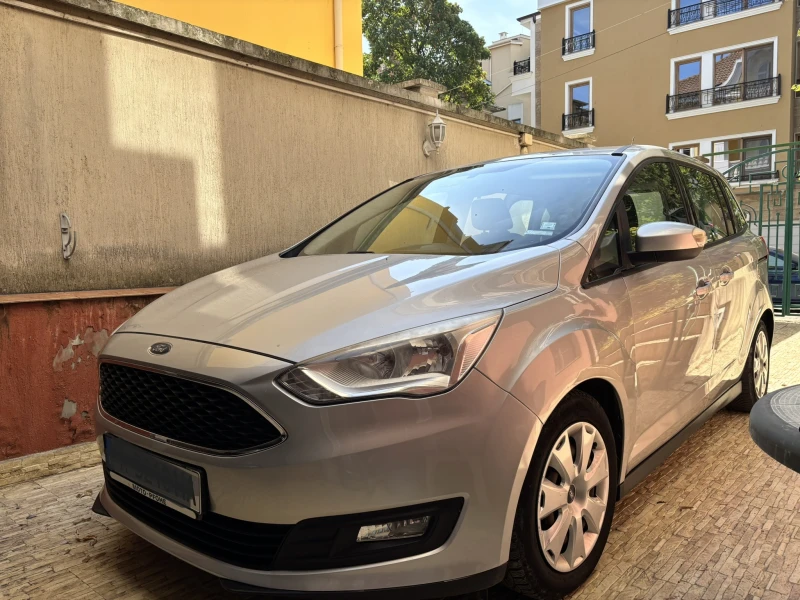 Ford Grand C-Max 7 места, ДДС кредит, снимка 3 - Автомобили и джипове - 51838825