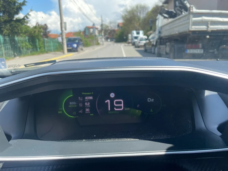 Peugeot 2008, снимка 4 - Автомобили и джипове - 52364126