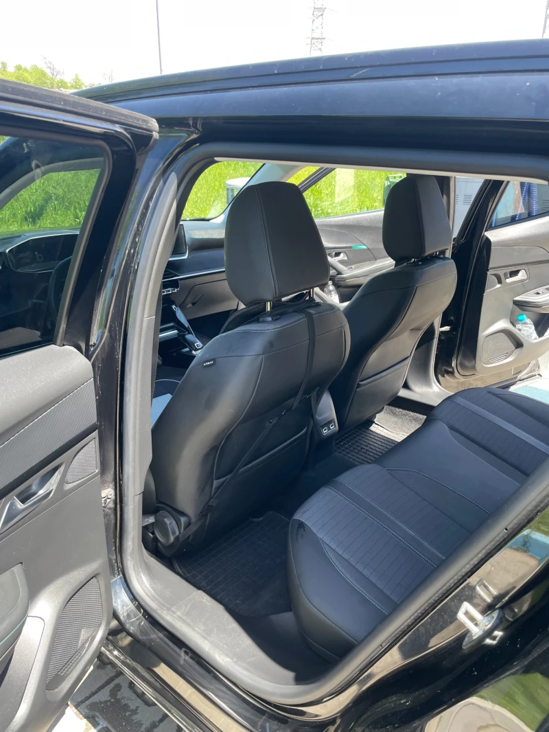 Peugeot 2008, снимка 6 - Автомобили и джипове - 52364126