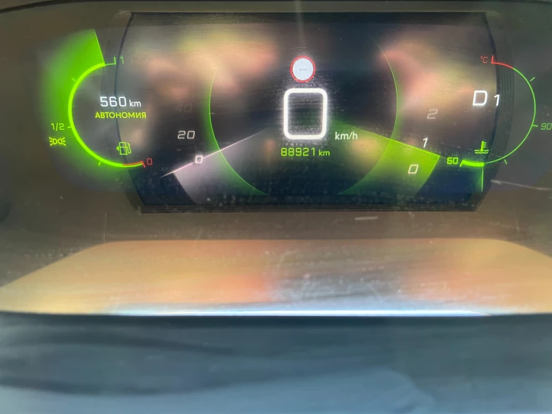 Peugeot 2008, снимка 10 - Автомобили и джипове - 52364126