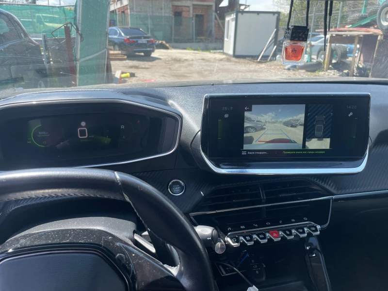 Peugeot 2008, снимка 3 - Автомобили и джипове - 52364126