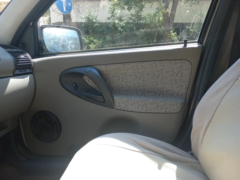 Lada Kalina Kalina, снимка 11 - Автомобили и джипове - 52345089