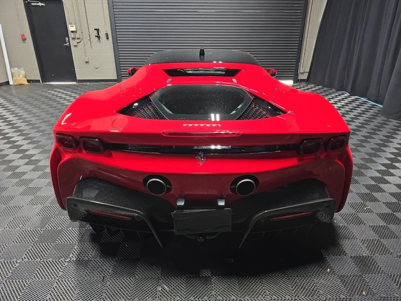 Ferrari SF 90 * Stradale* * CARFAX * , снимка 5 - Автомобили и джипове - 52816872