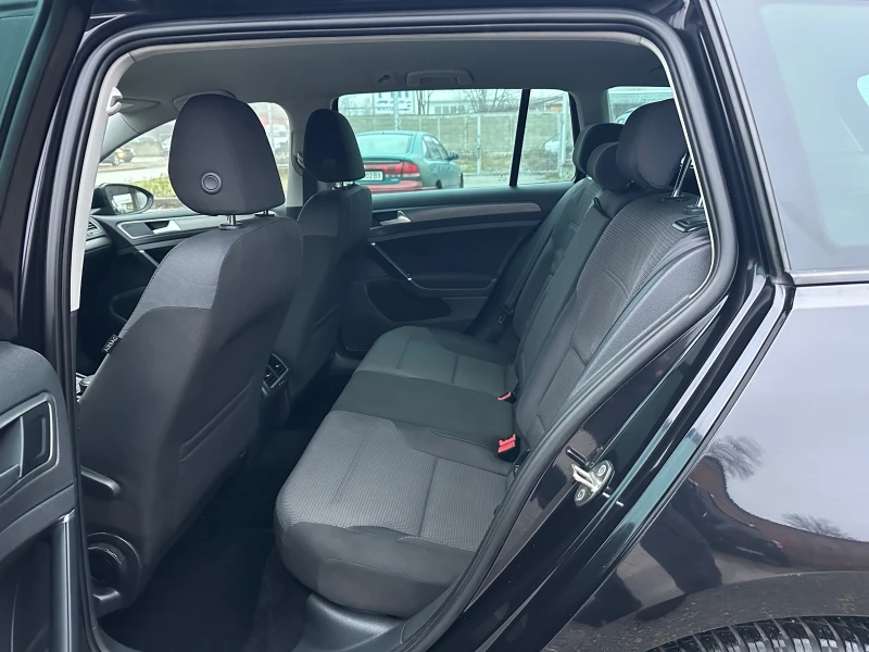 VW Golf 7 1.6TDI High-Line Италия, снимка 14 - Автомобили и джипове - 52877021