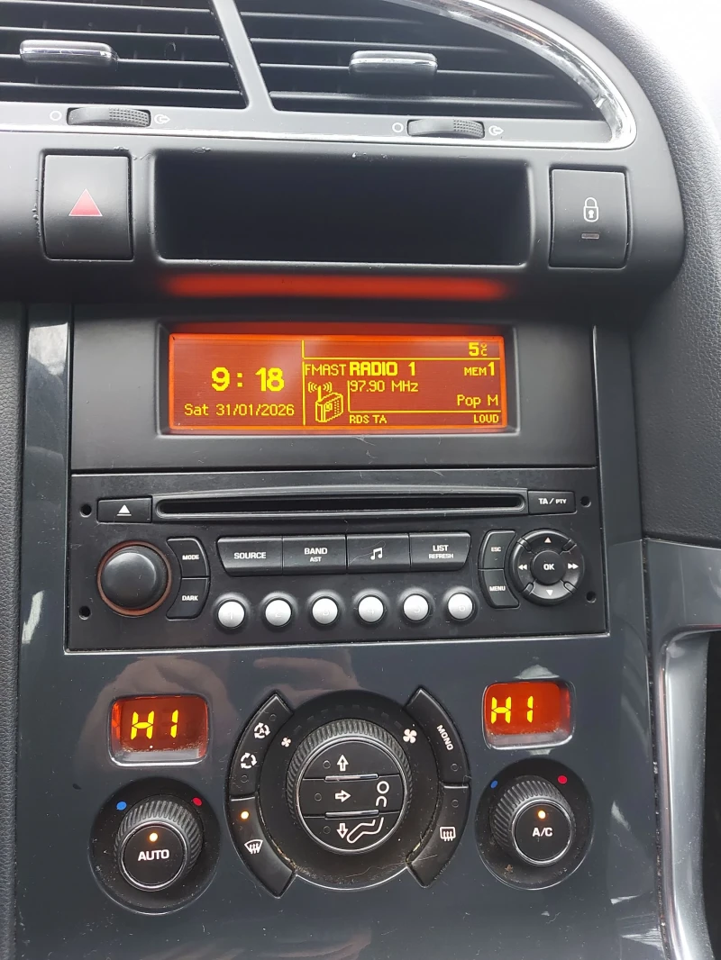 Peugeot 3008 1.6 , снимка 8 - Автомобили и джипове - 53293713