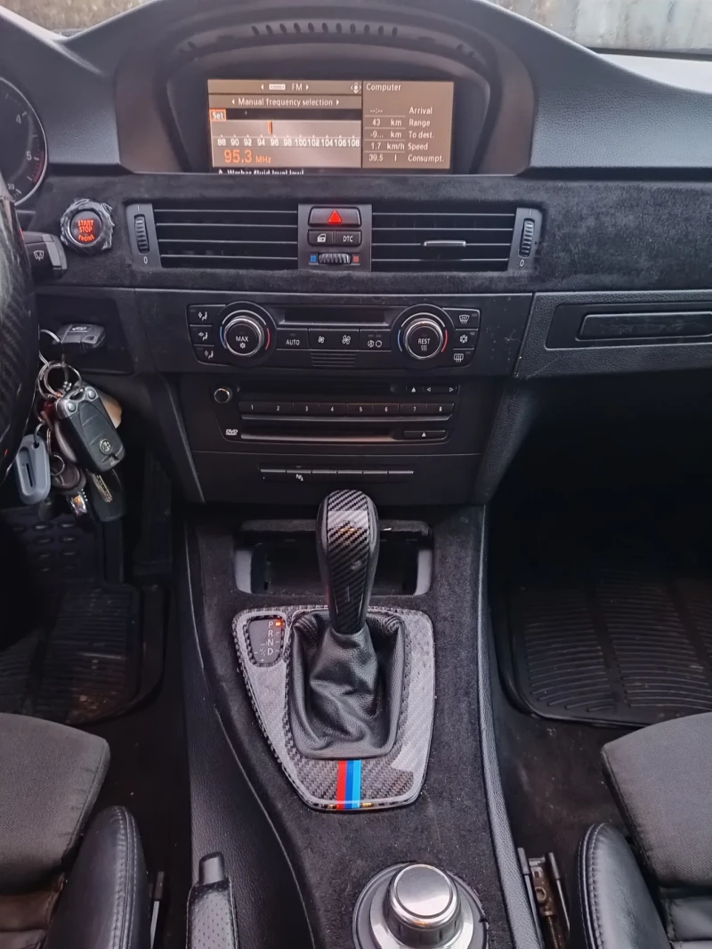 BMW 330 3.0D COUPE 2008г М3 салон, снимка 11 - Автомобили и джипове - 53311116