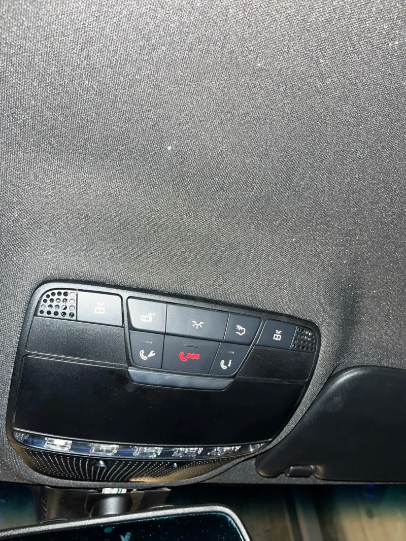 Mercedes-Benz C 220, снимка 10 - Автомобили и джипове - 53494936