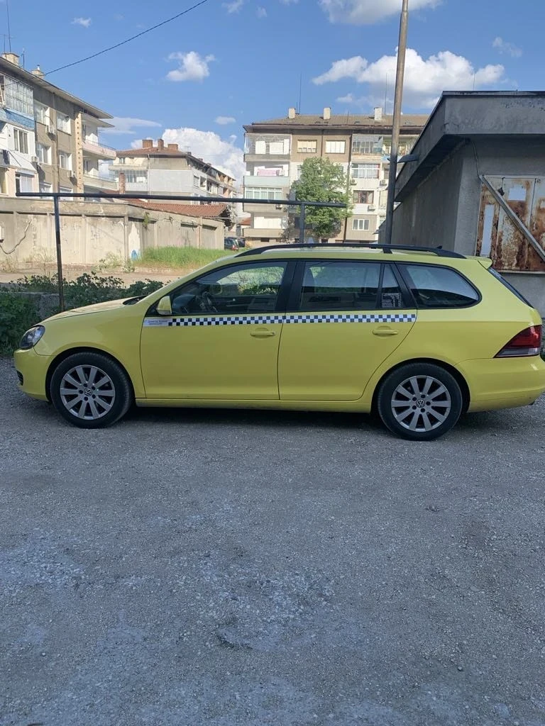 VW Golf VW Golf 1.6TDI. 105кс, снимка 5 - Автомобили и джипове - 49551389