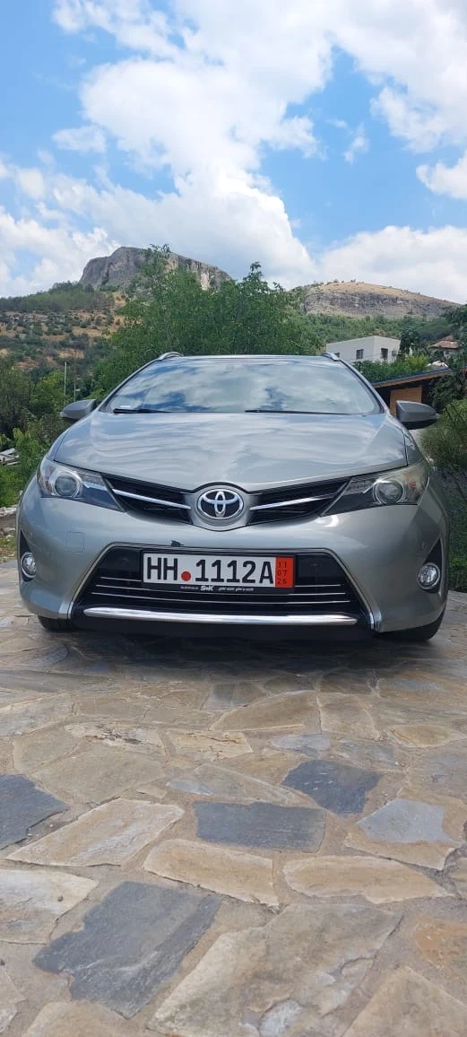 Toyota Auris, снимка 4 - Автомобили и джипове - 55225405