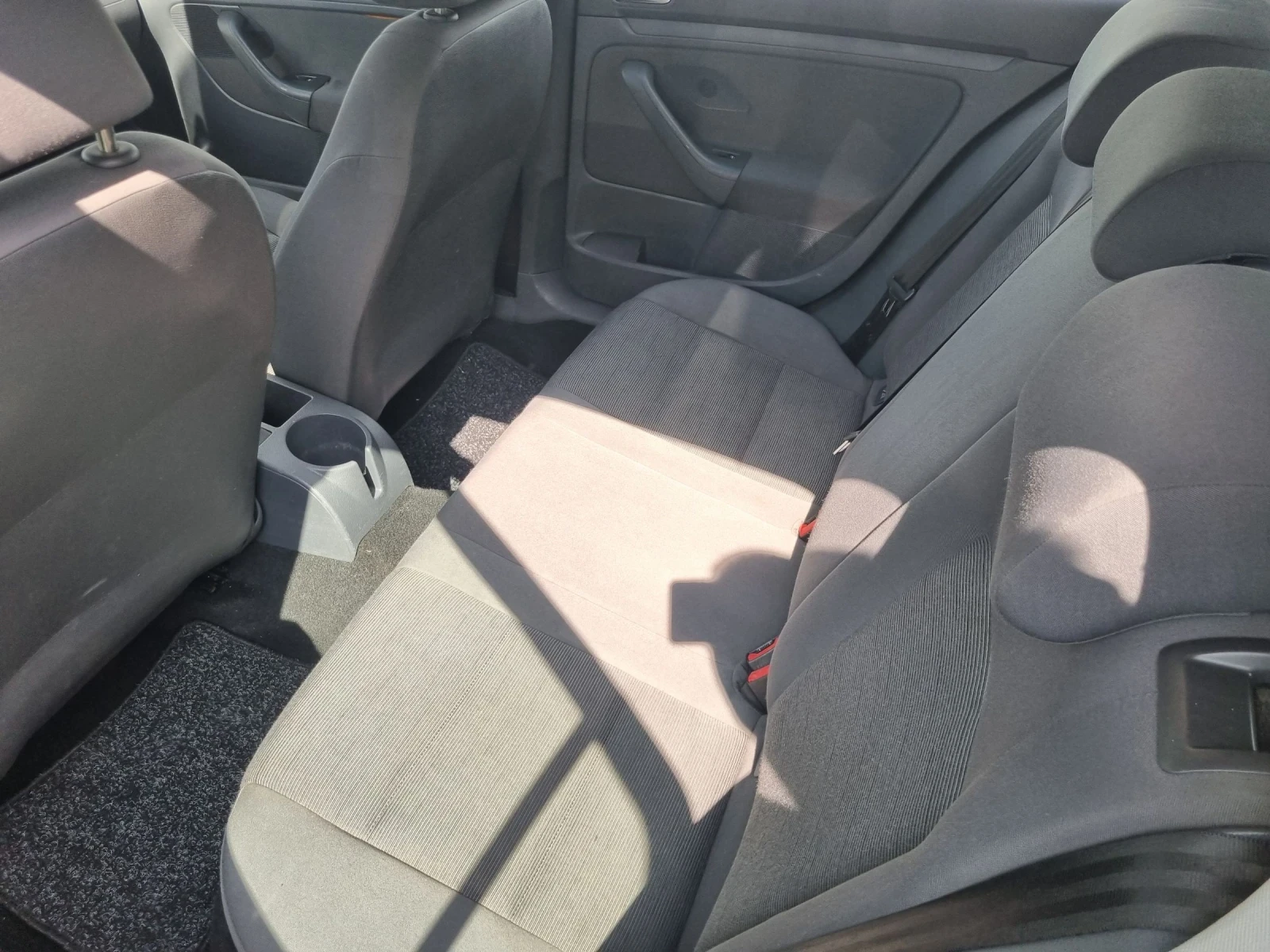 VW Golf 1, 400 EURO4 - изображение 10