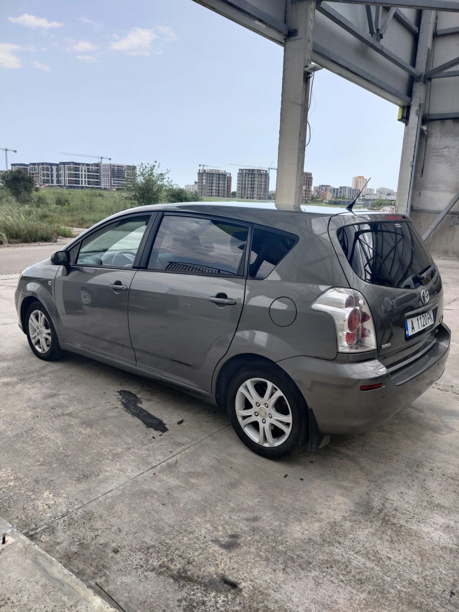 Toyota Corolla verso 2.2 D4D 136к.с. - изображение 3