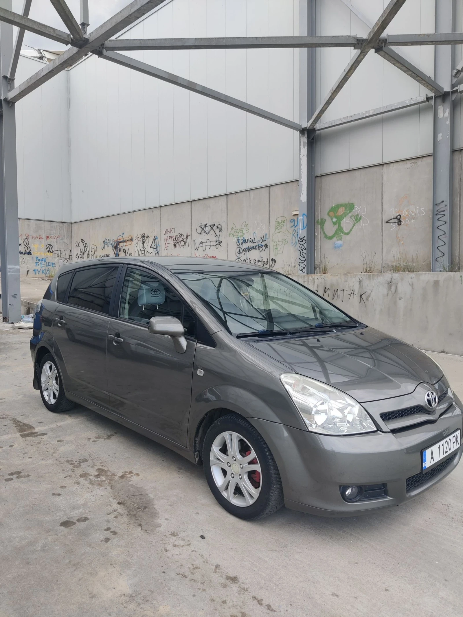 Toyota Corolla verso 2.2 D4D 136�.�. | Mobile.bg � ����������� 1