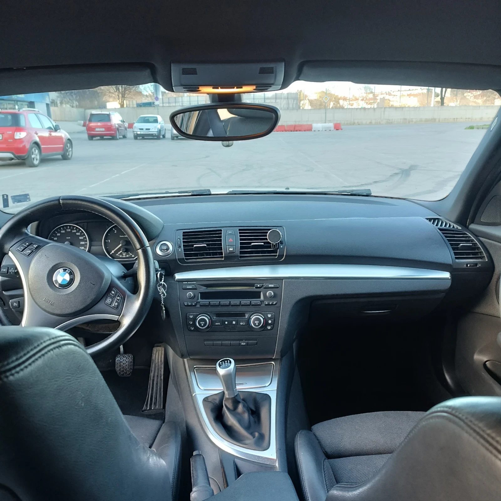 BMW 118  - изображение 6