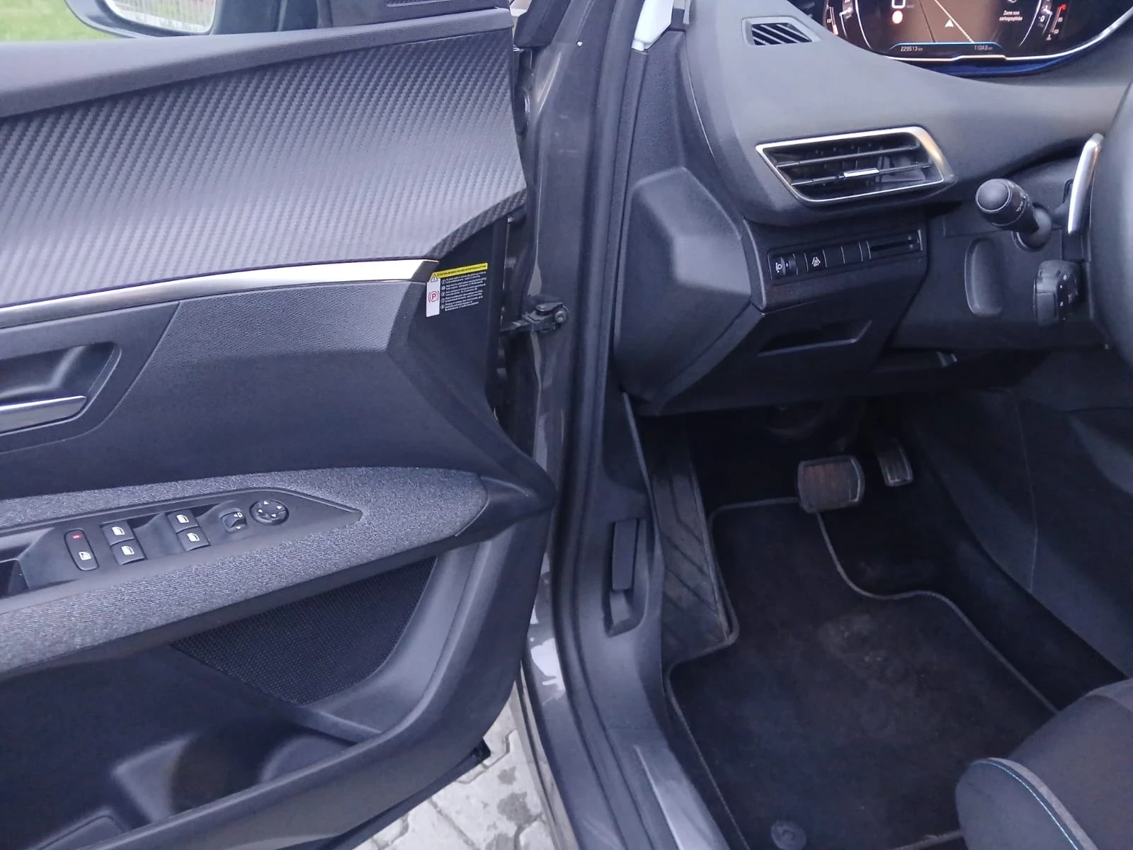 Peugeot 3008 1.5 130k.c Avtomat | Mobile.bg   15