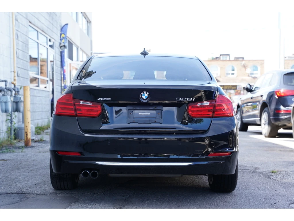 BMW 328 * АВТО КРЕДИТ* ЦЕНА ДО БГ * СЕРВИЗНА ИСТОРИЯ *  - изображение 5