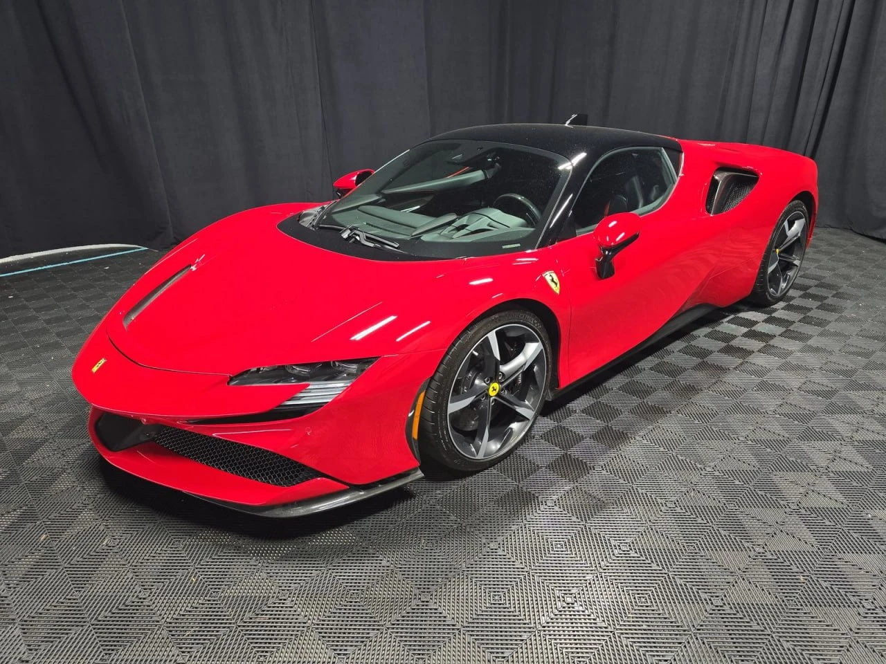 Ferrari SF 90 * Stradale* * CARFAX *  | Mobile.bg � ����������� 1