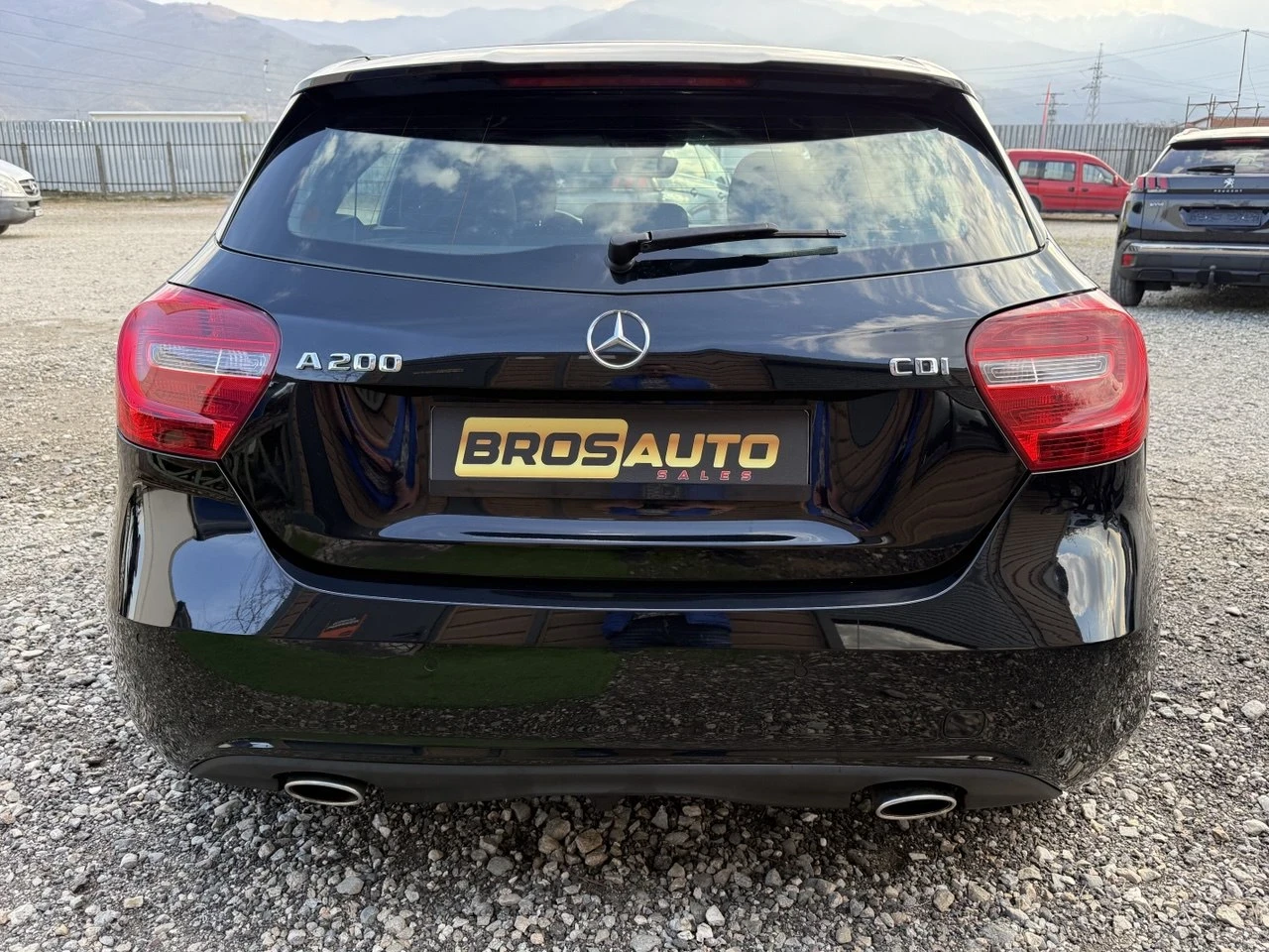 Mercedes-Benz A 200 200CDI/AUTOMATIC/ KOJA/NAVI / DISTRONIC, снимка 4 - Автомобили и джипове - 53864502