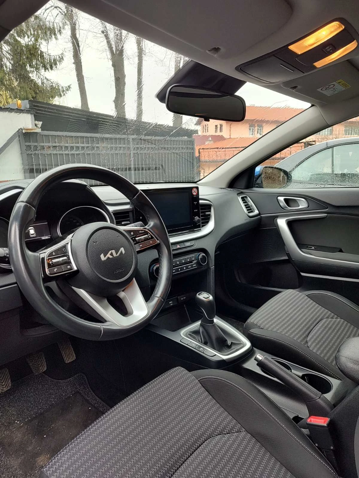 Kia XCeed, снимка 5 - Автомобили и джипове - 54128140