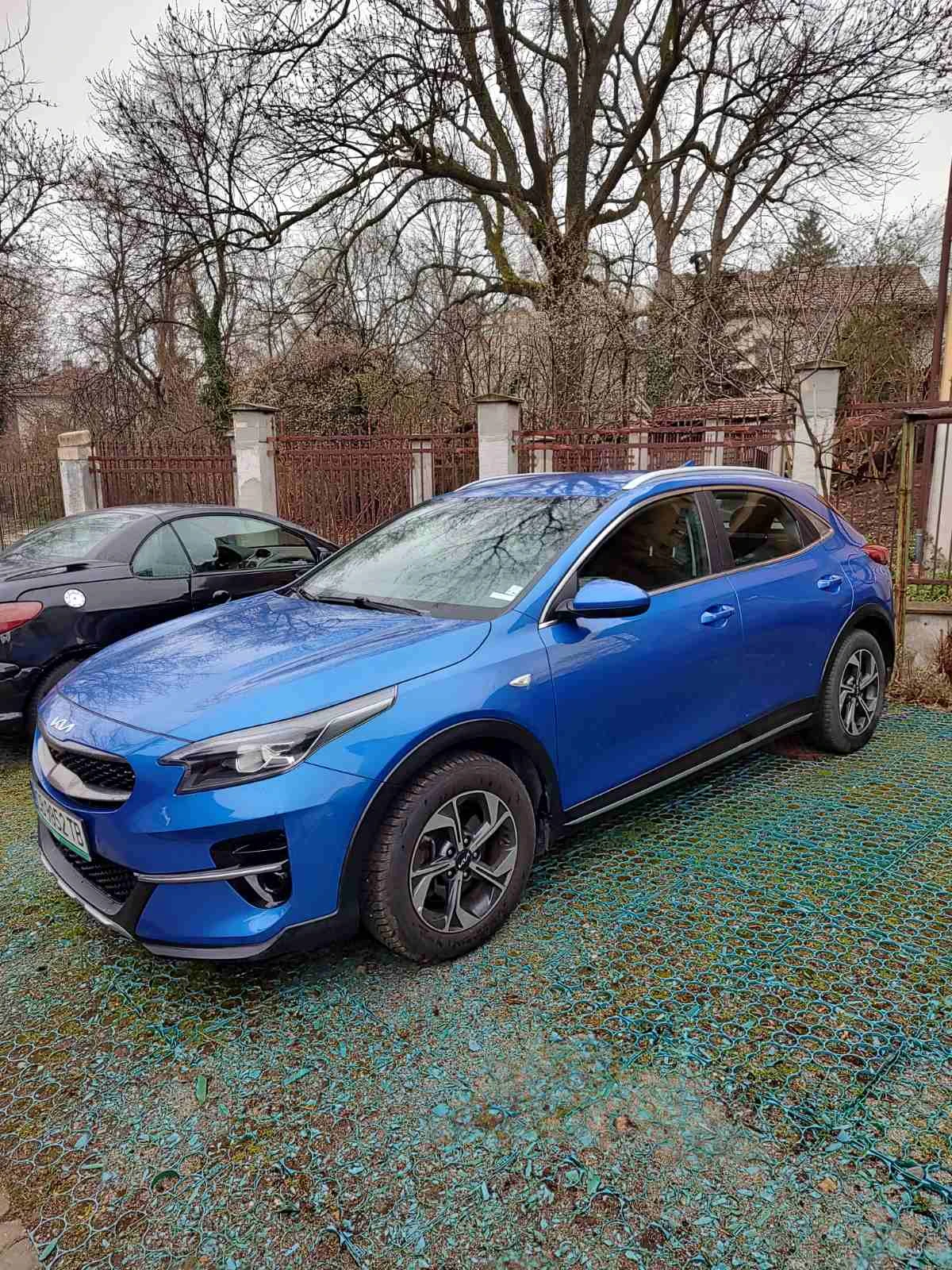 Kia XCeed, снимка 10 - Автомобили и джипове - 54128140