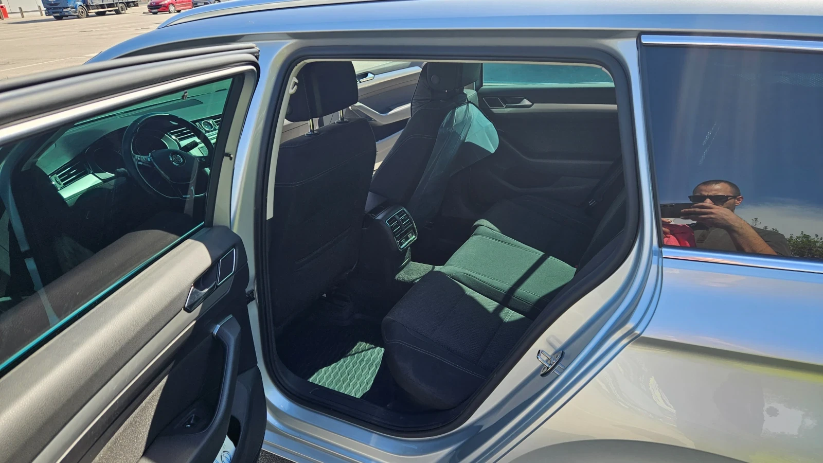 VW Passat 2.0 TDI, снимка 10 - Автомобили и джипове - 54427738