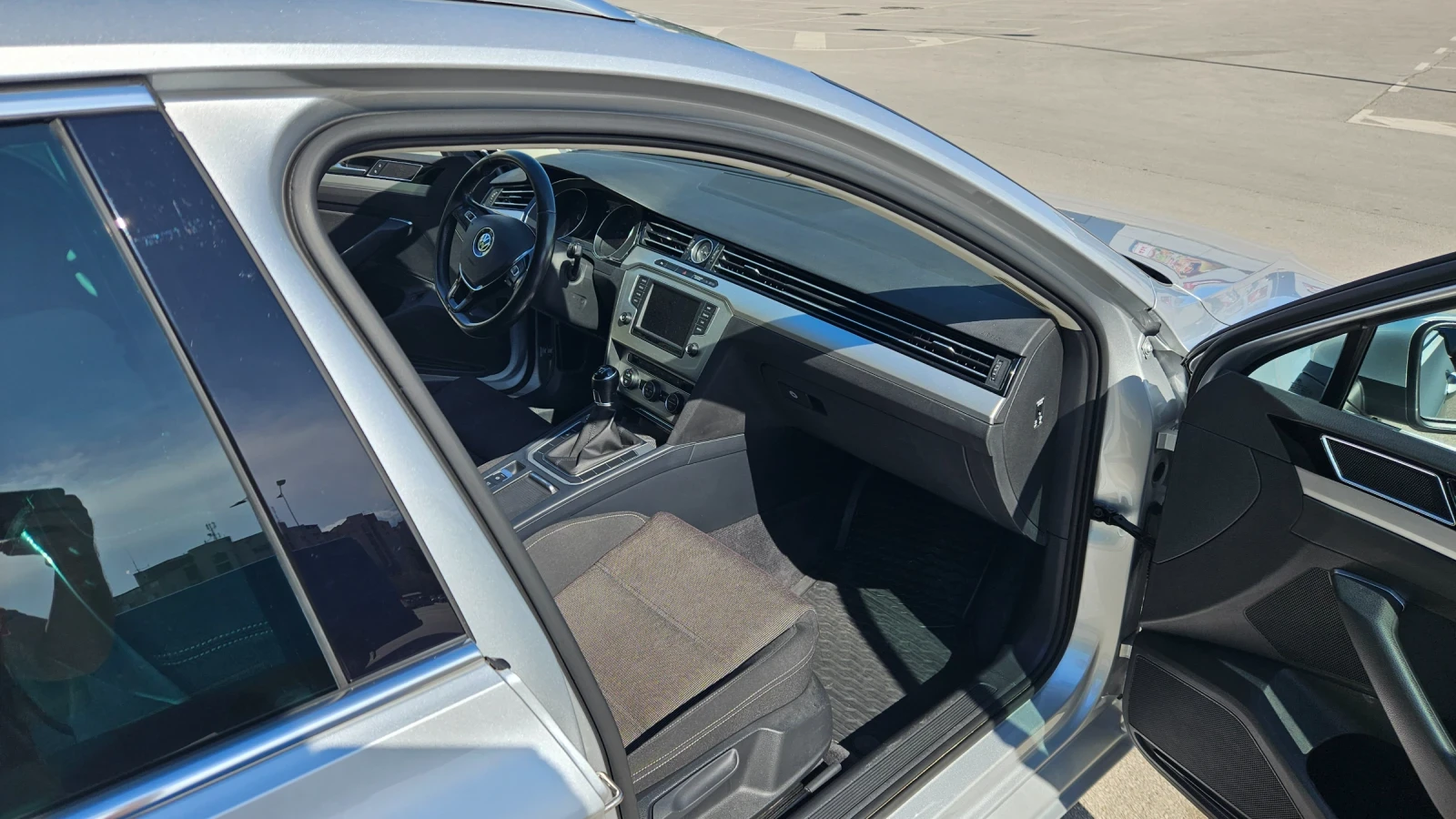 VW Passat 2.0 TDI, снимка 8 - Автомобили и джипове - 54427738